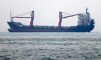 中東原油輸出が回復　ホルムズ海峡の輸送量増加　原油価格は高止まり