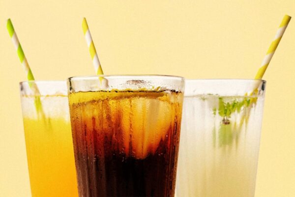 甘い飲み物が数十年後の高血圧リスク上昇と関連
