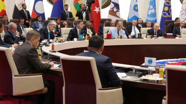 上海協力機構首脳会議　習近平は対米カード狙うも　結束に限界